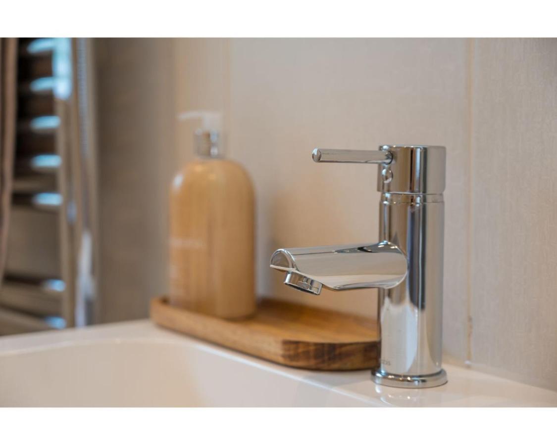 Windsor Apartment *